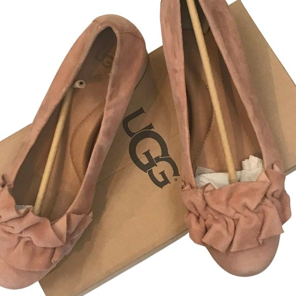 NIB UGG BLOCK HEEL FIFI Ruffle SUEDE Flats SUNTAN Light PINK Women's Size 5 - Picture 4 of 6